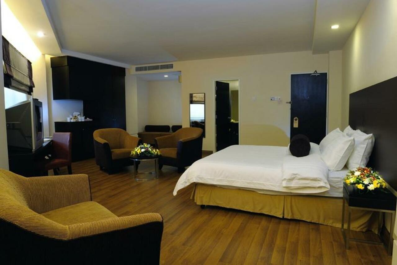 โรงแรมเซนทรัล ริเวอร์วิว มะละกา Malacca ภายนอก รูปภาพ